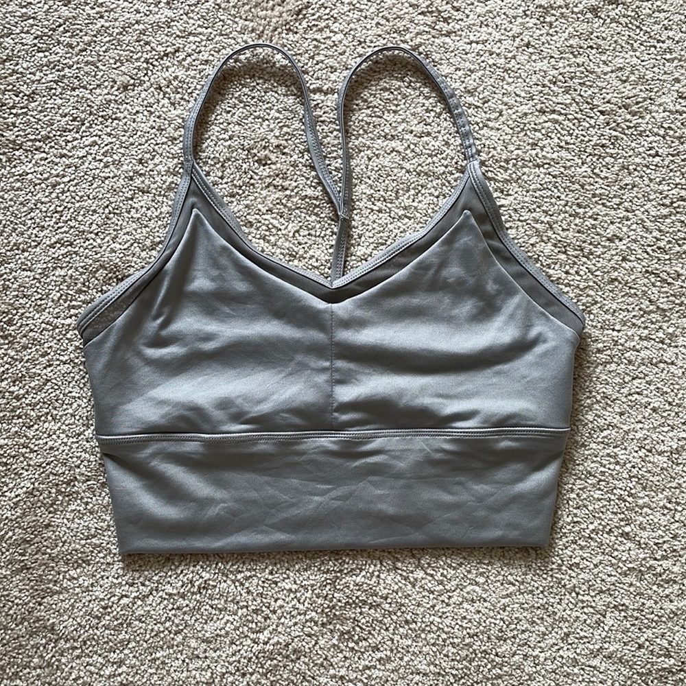 Grey Cropped Workout Tank!